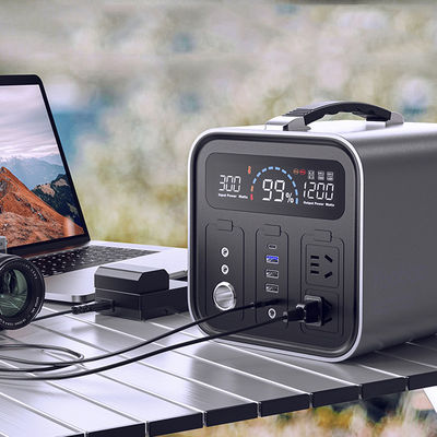 Quick Charging Portable Lithium Power Station 600mAh 220V DC Output